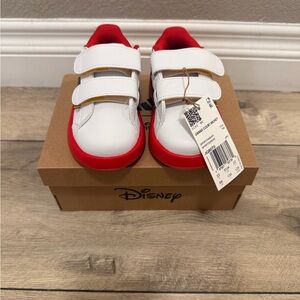 adidas baby/Toddler Sneakers in White and Red